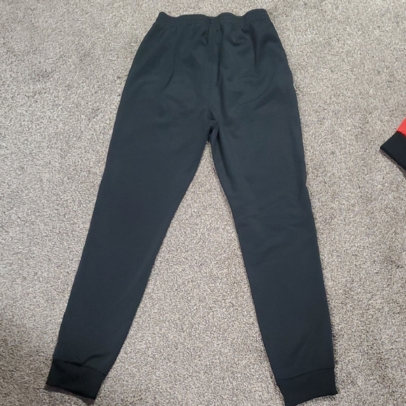 Puma Black and Red Hoodie Set - Picture 9 of 9